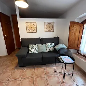 Apartamento Buhardilla Dos En Mingu, Besalú